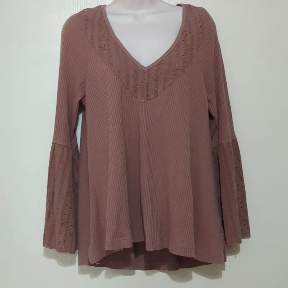 Free People Parisian Nights Pink Eyelet Bell Sleeve Waffle Knit Top size S - Picture 5 of 10